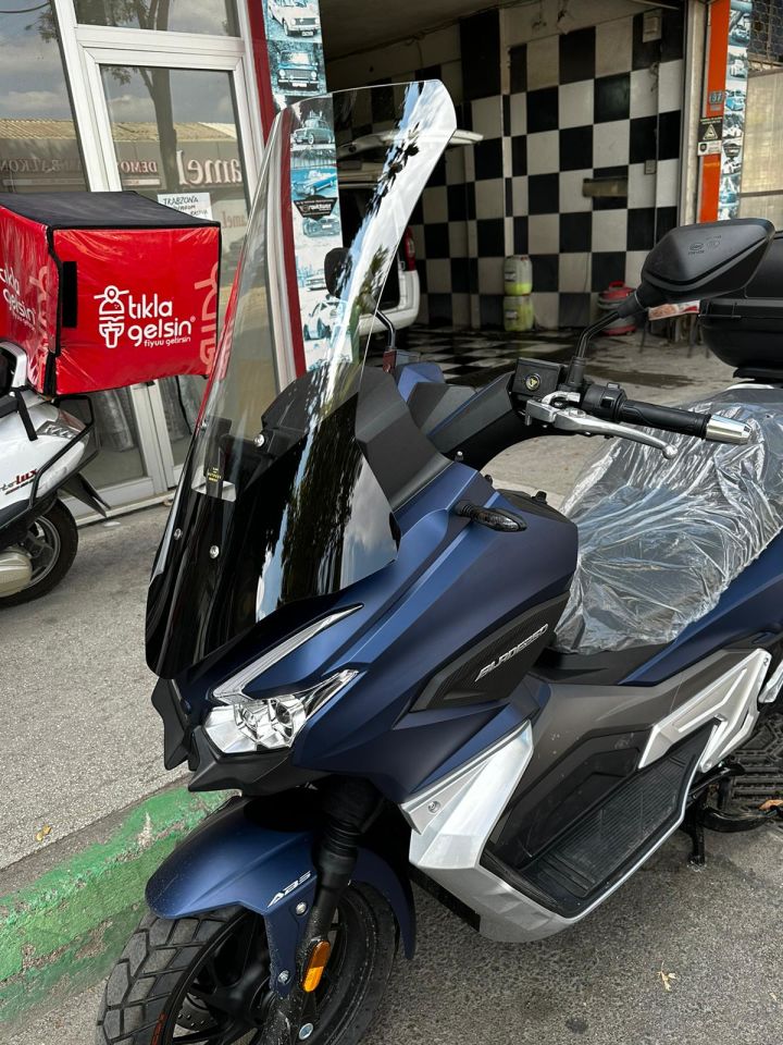 Rks Blade 250,350 Ön Cam 2023-2024 Model 65 CM - Şeffaf Renkli
