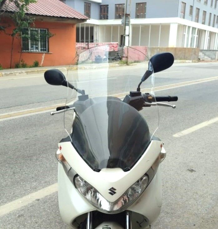 MOTOCAM Suzuki Burgman 200 Ön Cam 2006-2013 Model 61cm Şeffaf Renkli 4mm