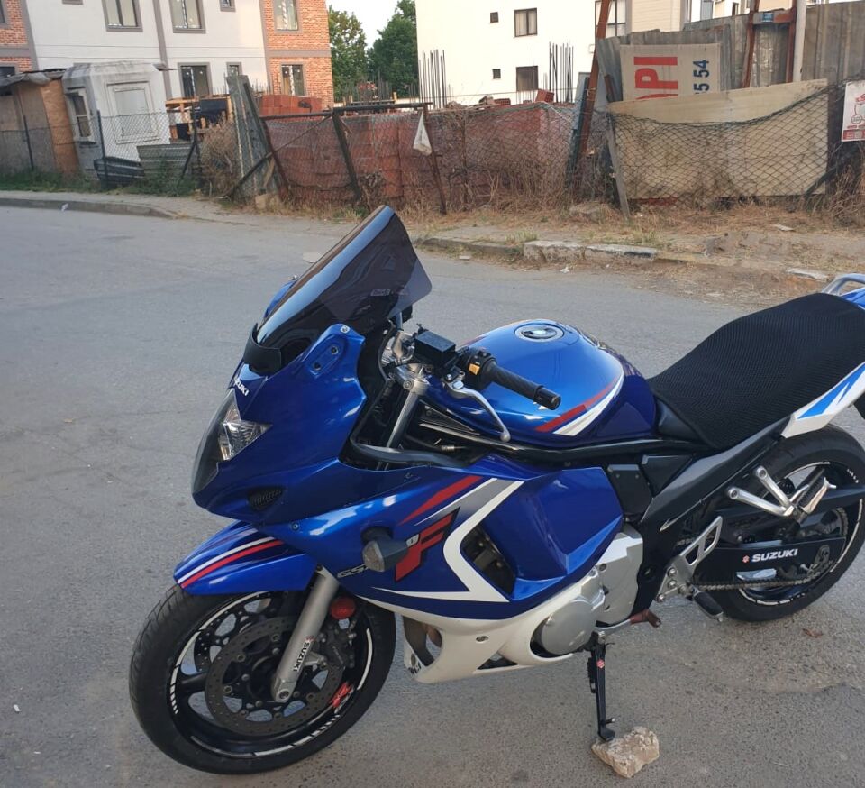 MOTOCAM Suzuki GSX 650 F Ön Cam 2008-2012 Model 40cm Siyah Renkli