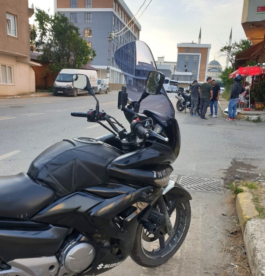 MOTOCAM Suzuki İnazuma GW 250F Ön Cam 2012-2017 Model 50cm Füme Renkli 4mm