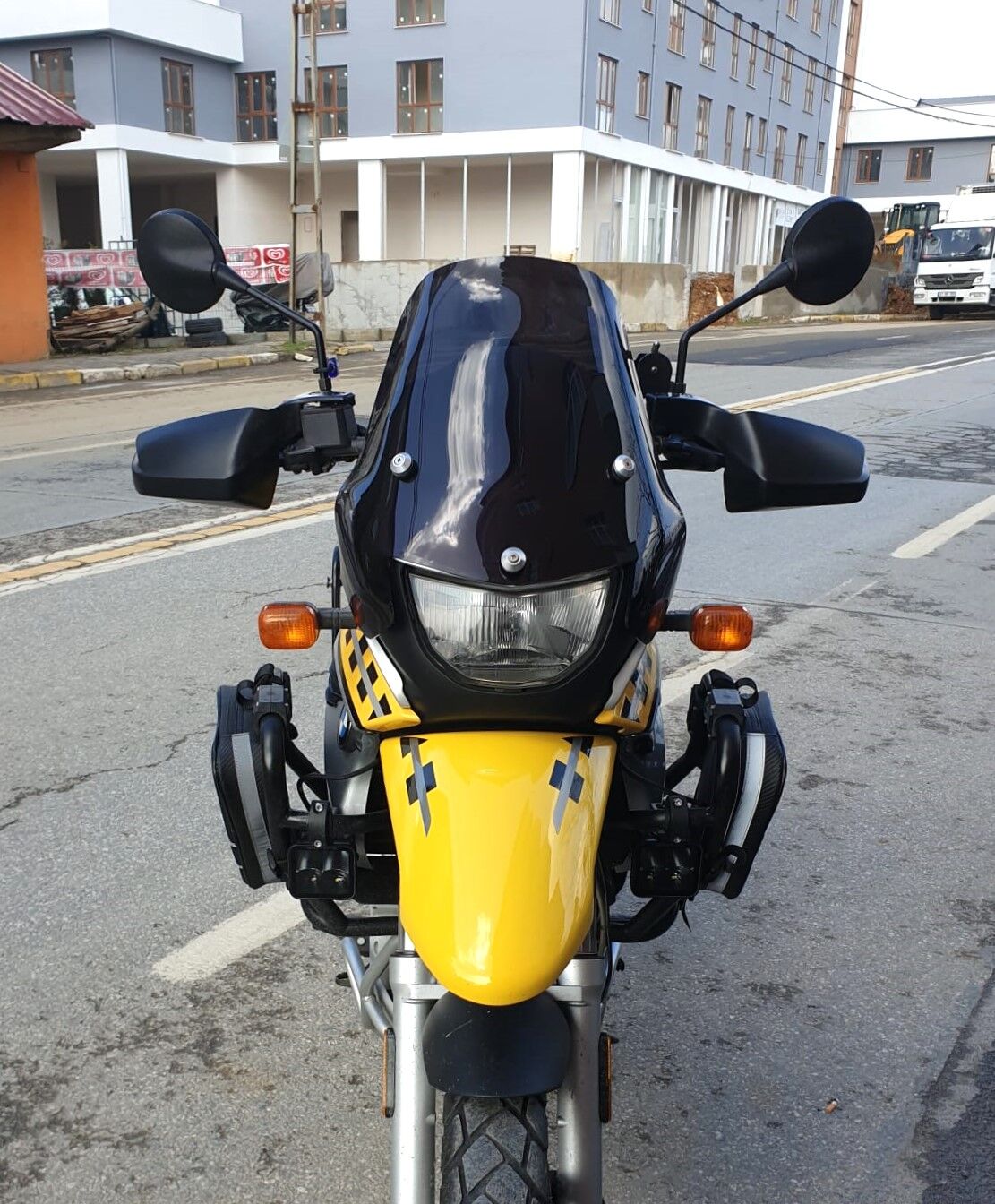 MOTOCAM Bmw F650 GS Ön Cam ( 3 Delikli ) 1999-2003 Model 35cm siyah Renkli 4mm