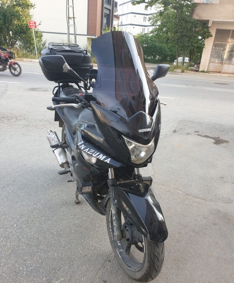 MOTOCAM Suzuki İnazuma GW 250F Ön Cam 2012-2017 Model 50cm Siyah Renkli 4mm