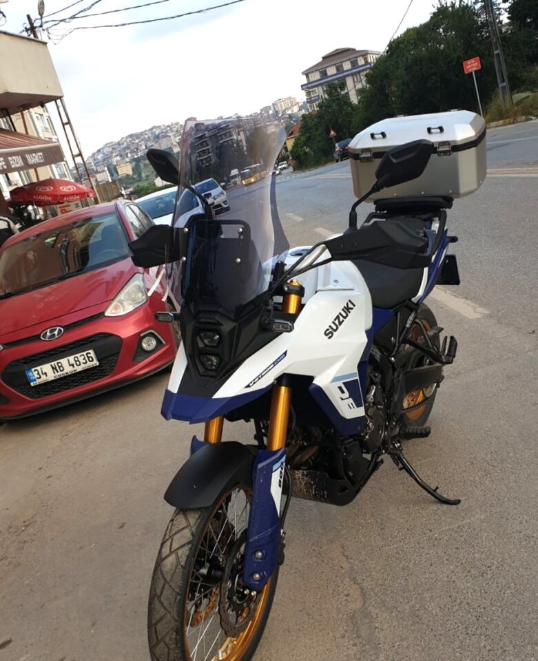 MOTOCAM Suzuki V-strom 800 SE Ön Cam 2023-2026 Model 50cm Füme Renkli 4mm