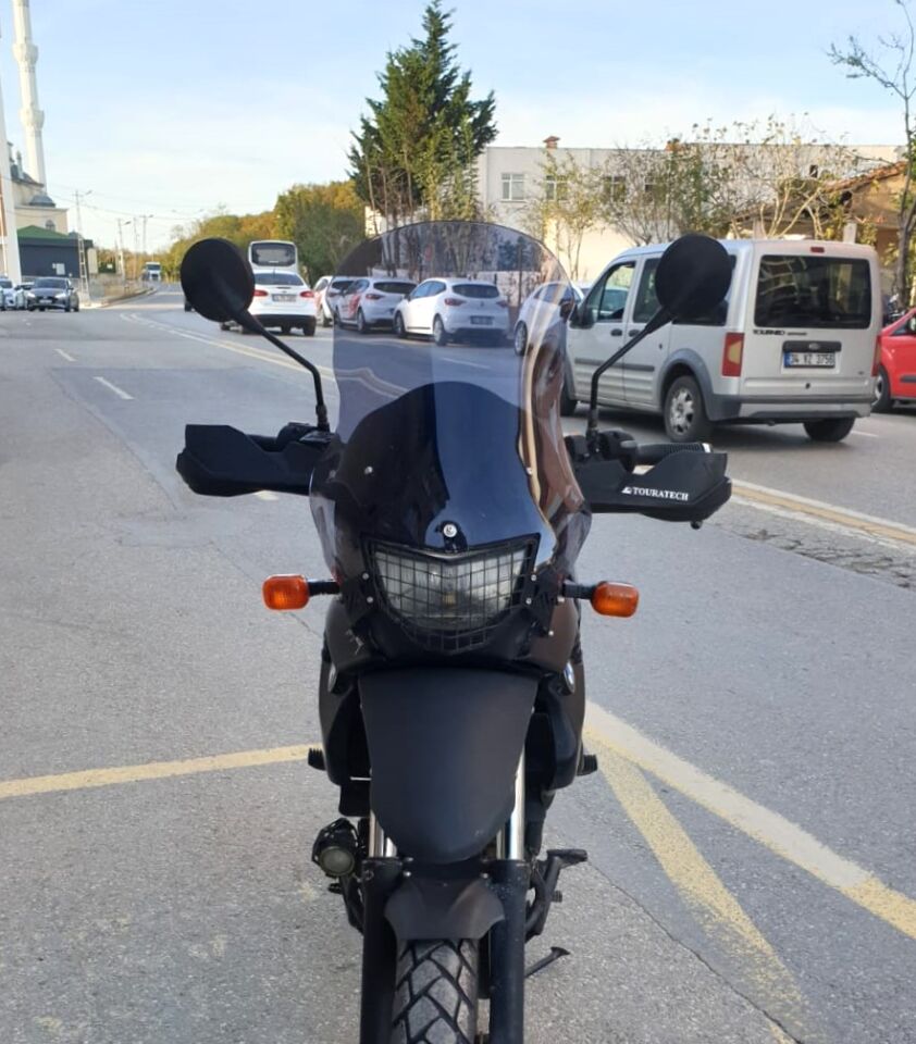 MOTOCAM Bmw F 650 GS Ön Cam ( 3 Delikli ) 1999-2003 Model 58cm Füme Renkli 4mm