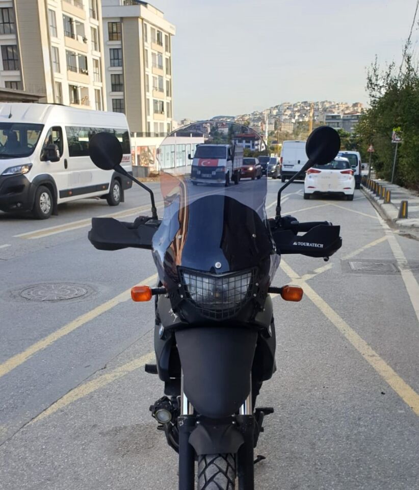 MOTOCAM Bmw F 650 GS Ön Cam ( 3 Delikli ) 1999-2003 Model 58cm Füme Renkli 4mm