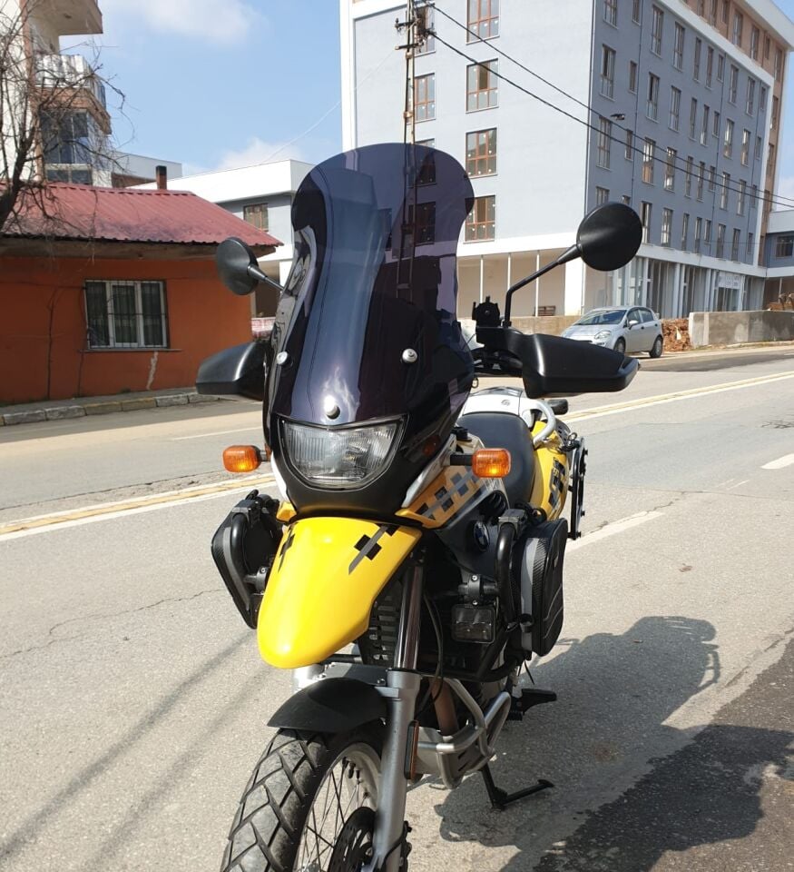 MOTOCAM Bmw F 650 GS Ön Cam ( 3 Delikli ) 1999-2003 Model 58cm Siyah Renkli 4mm