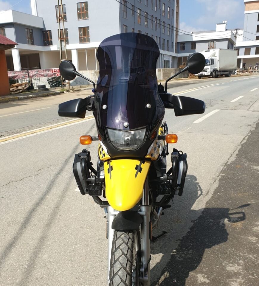 MOTOCAM Bmw F 650 GS Ön Cam ( 3 Delikli ) 1999-2003 Model 58cm Siyah Renkli 4mm