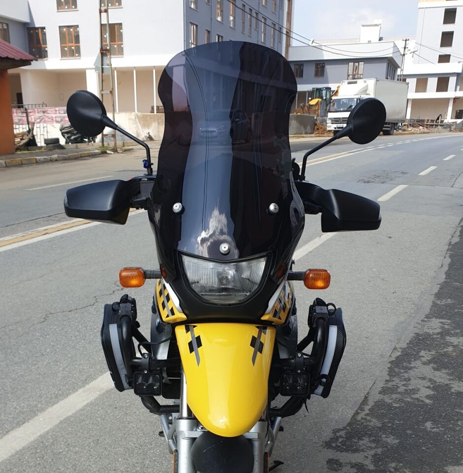 MOTOCAM Bmw F 650 GS Ön Cam ( 3 Delikli ) 1999-2003 Model 58cm Siyah Renkli 4mm