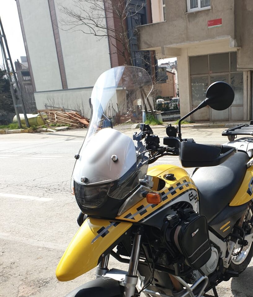 MOTOCAM Bmw F 650 GS Ön Cam ( 3 Delikli ) 1999-2003 Model 58cm Şeffaf Renkli 4mm