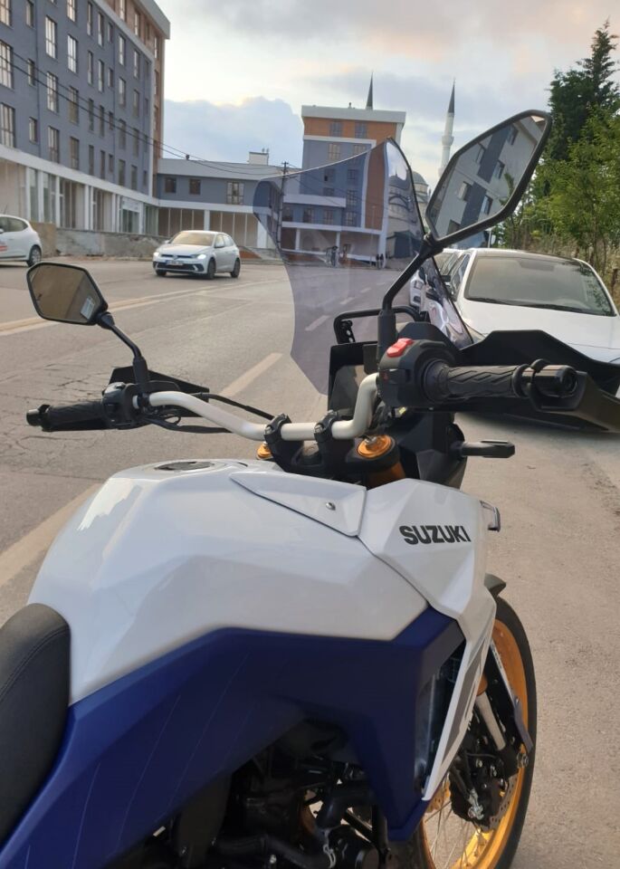 MOTOCAM Suzuki V-strom 800 DE Ön Cam 2023-2026 Model 50cm Füme Renkli 4mm