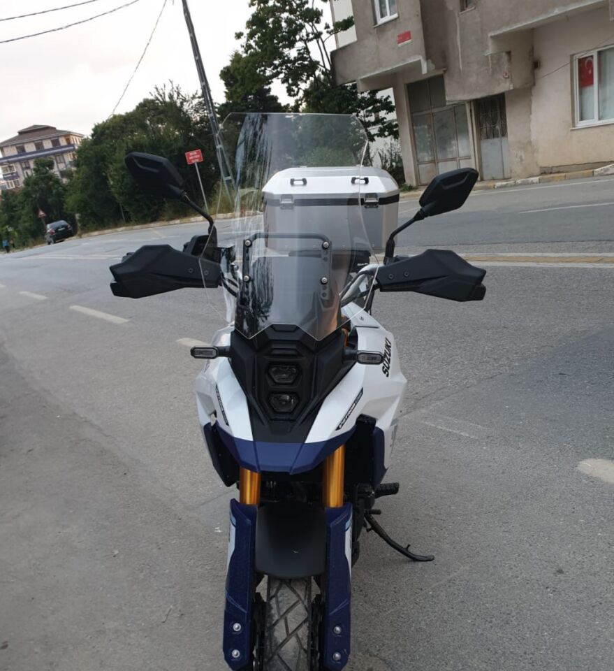 MOTOCAM Suzuki V-strom 800 DE Ön Cam 2023-2026 Model 50cm Şeffaf Renkli 4mm