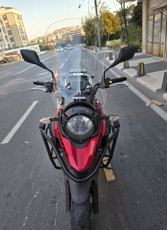 MOTOCAM Suzuki V-Strom DL 250 Ön Cam 2017-2020 Model 51cm Şeffaf Renkli 4mm