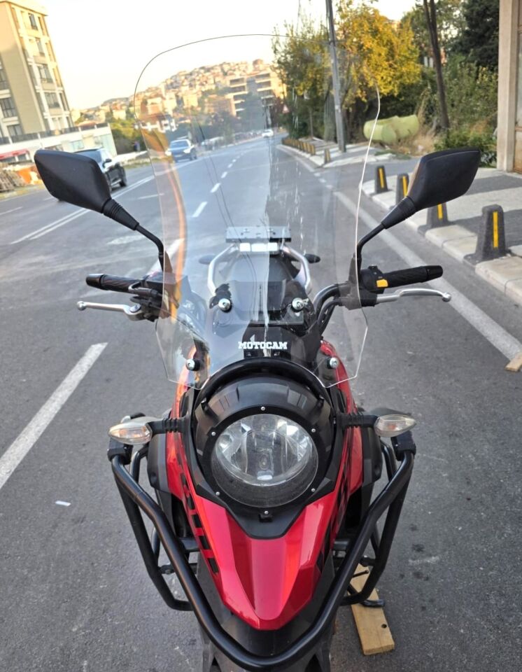 MOTOCAM Suzuki V-Strom DL 250 Ön Cam 2017-2020 Model 51cm Şeffaf Renkli 4mm