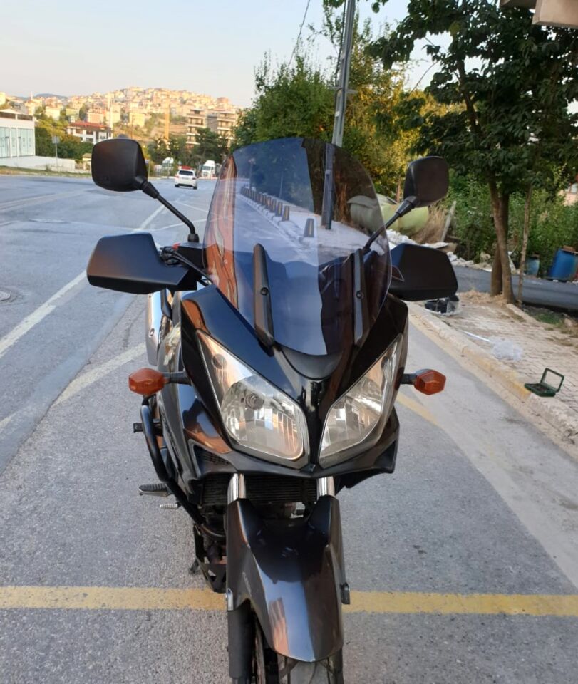 MOTOCAM Suzuki V-strom DL 1000 Ön Cam 2004-2010 Model 45cm Füme Renkli 4mm