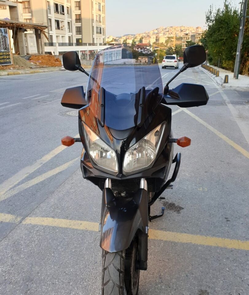 MOTOCAM Suzuki V-strom DL 1000 Ön Cam 2004-2010 Model 45cm Füme Renkli 4mm