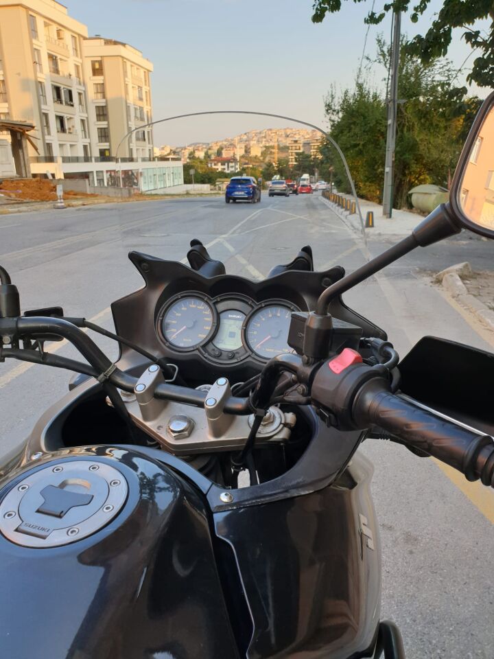 MOTOCAM Suzuki V-strom DL 1000 Ön Cam 2004-2010 Model 45cm Şeffaf Renkli 4mm