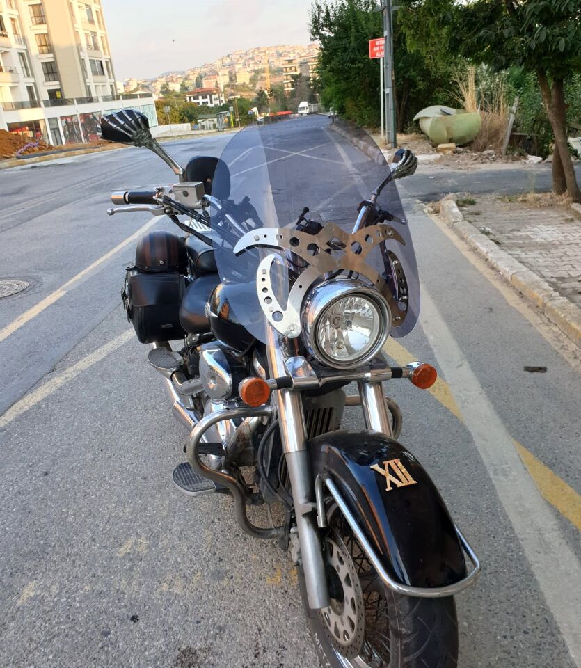 MOTOCAM Suzuki VL 800 Ön Cam 2004-2016 Model 61cm Füme Renkli 4mm APARATSIZDIR