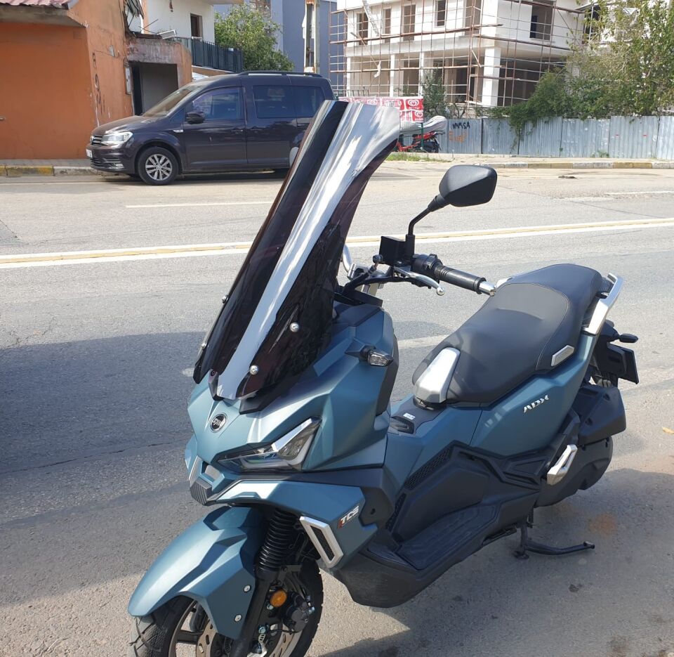 MOTOCAM SYM Adx 125 Ön Cam 2023-2026 Model 62cm Siyah Renkli 4mm UZUN