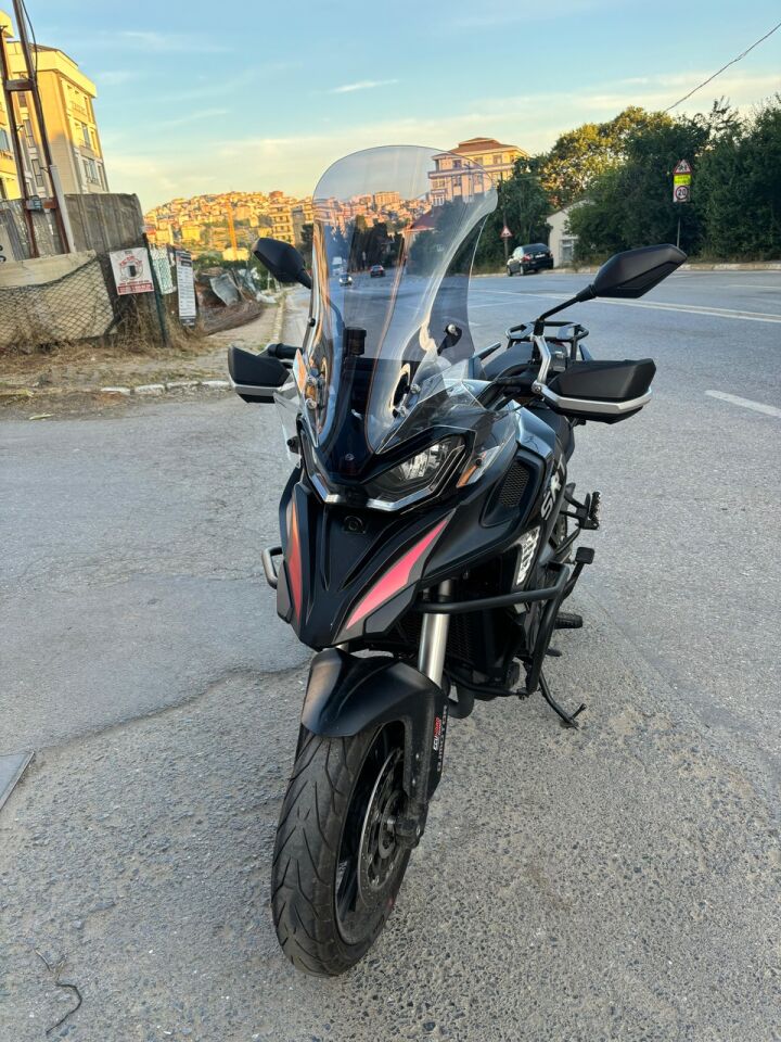 MOTOCAM RKS SRT 800 SX Ön Cam 2023-2026 Model 61cm Füme Renkli 4mm