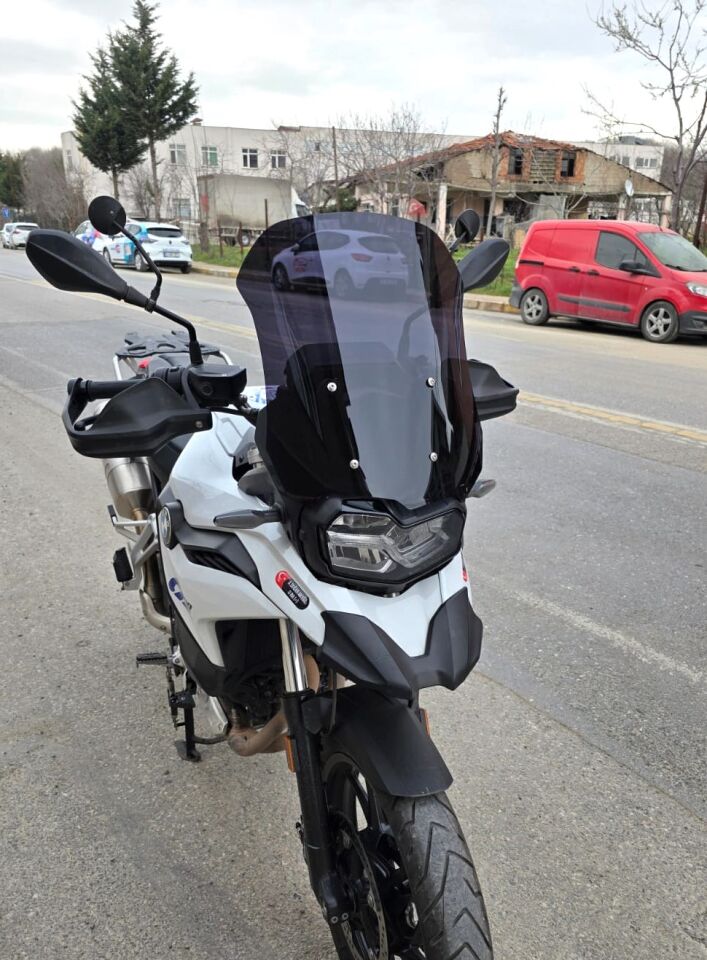 MOTOCAM Bmw F 800 GS Ön Cam 2024-2026 Model 44cm Siyah Renkli 4mm