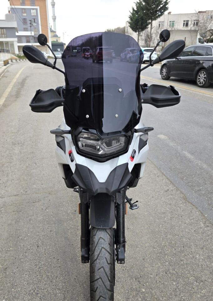 MOTOCAM Bmw F 800 GS Ön Cam 2024-2026 Model 44cm Siyah Renkli 4mm