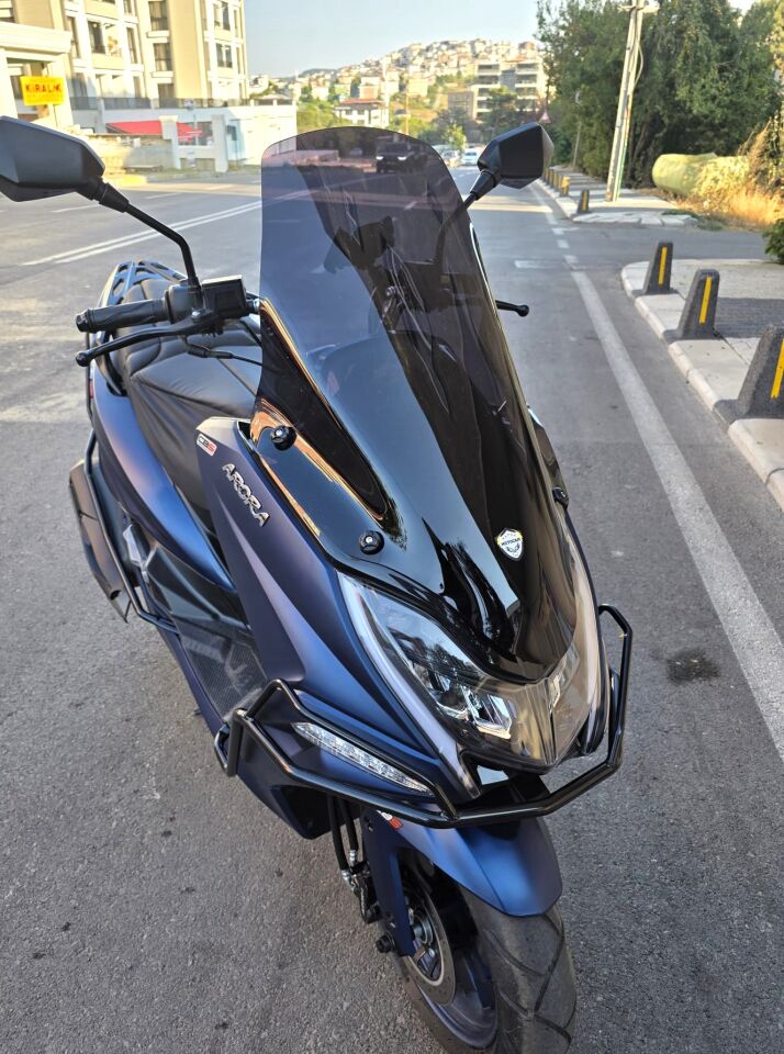 MOTOCAM Arora Safari PRO Ön Cam 2023-2026 Model 70cm Siyah Renkli 4mm ORİJİNAL BOYLU
