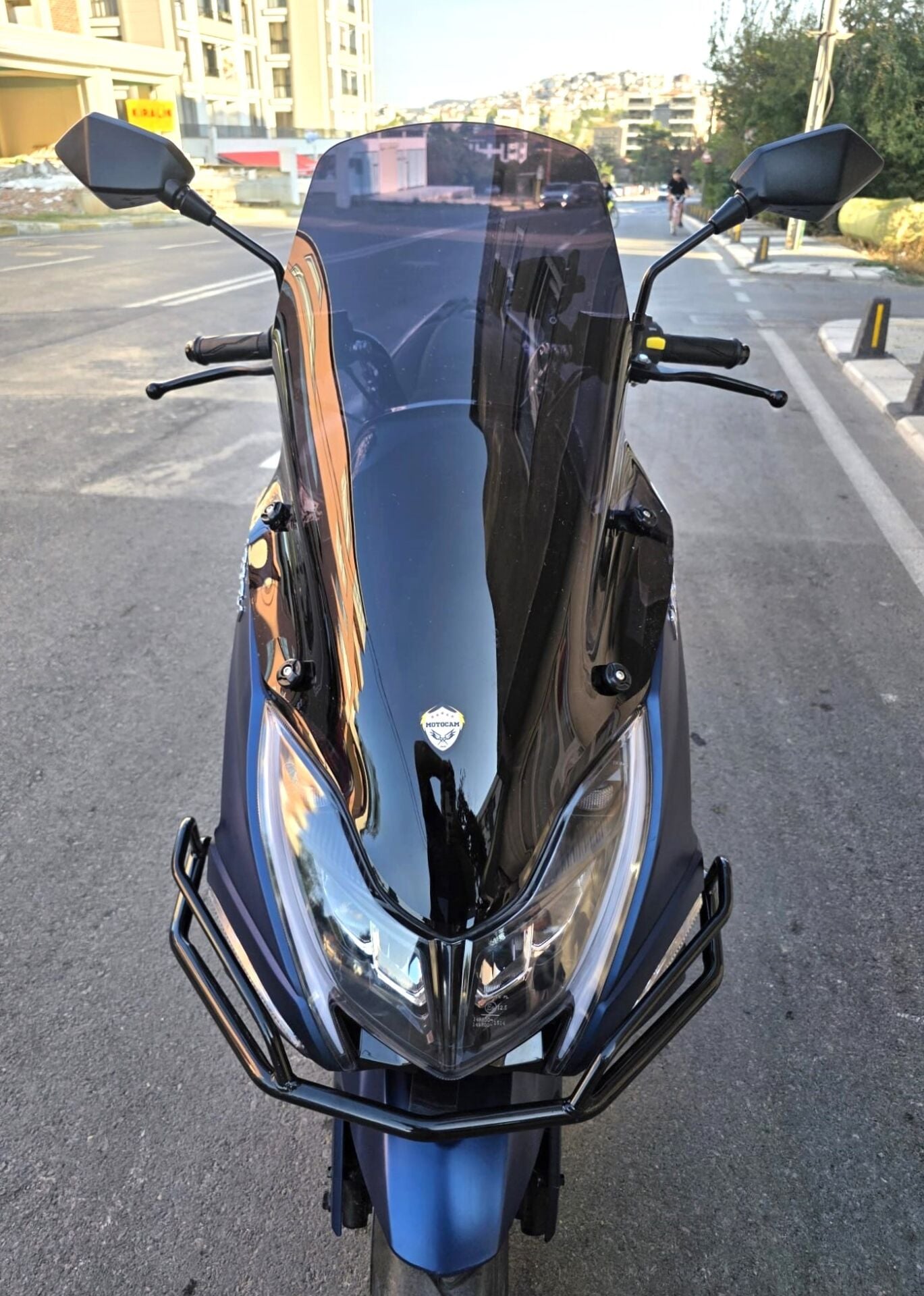 MOTOCAM Arora Safari PRO Ön Cam 2023-2026 Model 70cm Siyah Renkli 4mm ORİJİNAL BOYLU