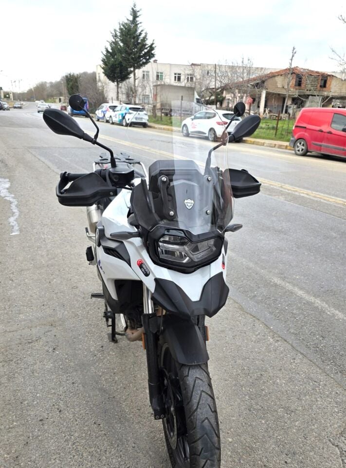 MOTOCAM Bmw F800 GS Ön Cam 2024-2026 Model 44cm Şeffaf Renkli 4mm