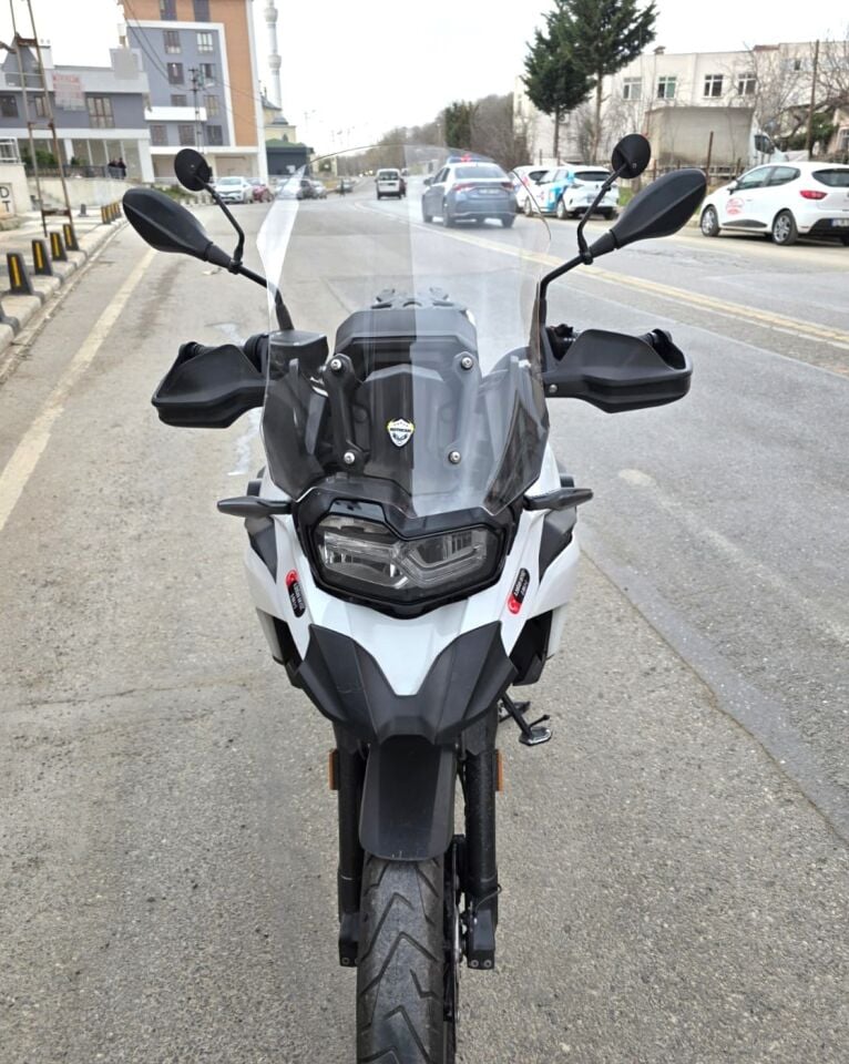 MOTOCAM Bmw F800 GS Ön Cam 2024-2026 Model 44cm Şeffaf Renkli 4mm