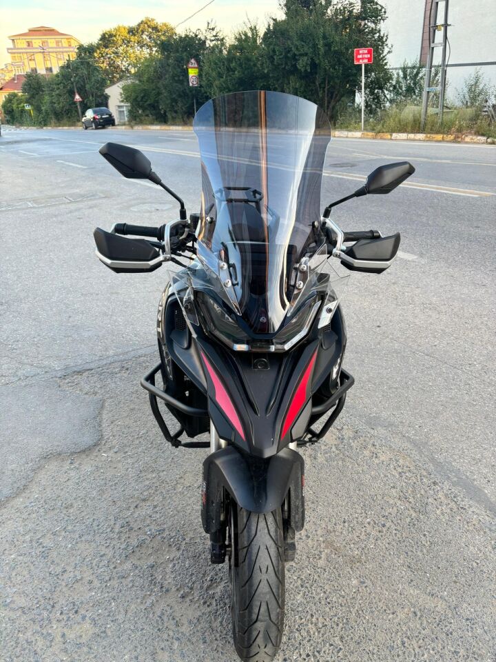 MOTOCAM RKS SRT 900 SX Ön Cam 2023-2026 Model 61cm Füme Renkli 4mm