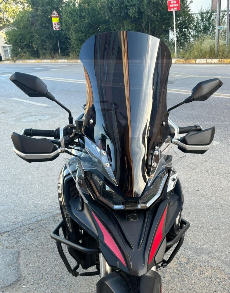 MOTOCAM RKS SRT 900 SX Ön Cam 2023-2026 Model 61cm Siyah Renkli 4mm