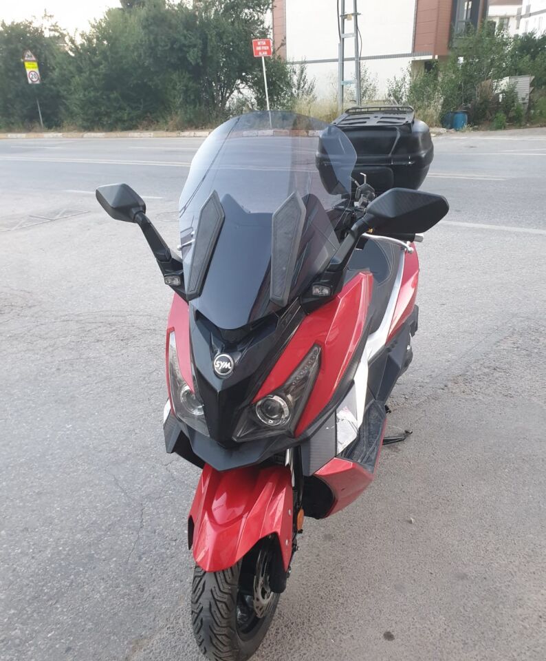 MOTOCAM SYM Cruisym 250 İ Ön Cam 2018 Model 57cm Füme Renkli 4mm UZUN