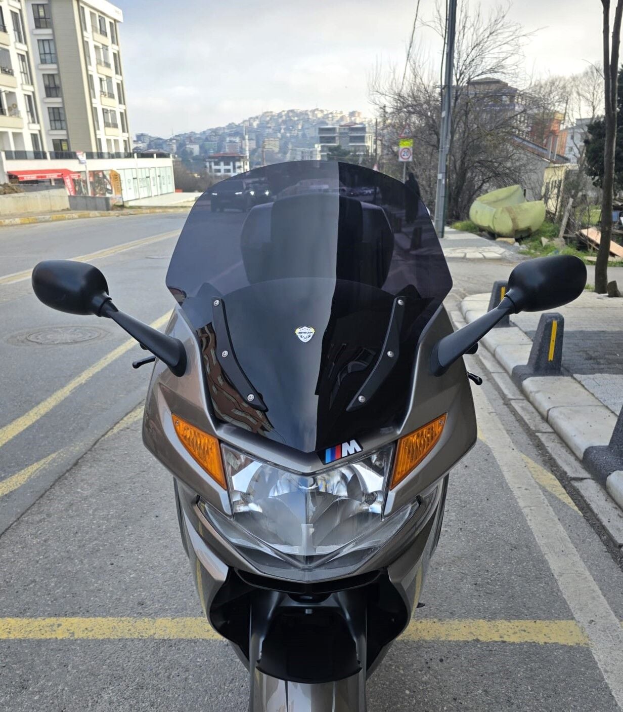 MOTOCAM Bmw K 1300 GT Ön Cam 2009-2013 Model 65cm Siyah Renkli 4mm İADE YOKTUR