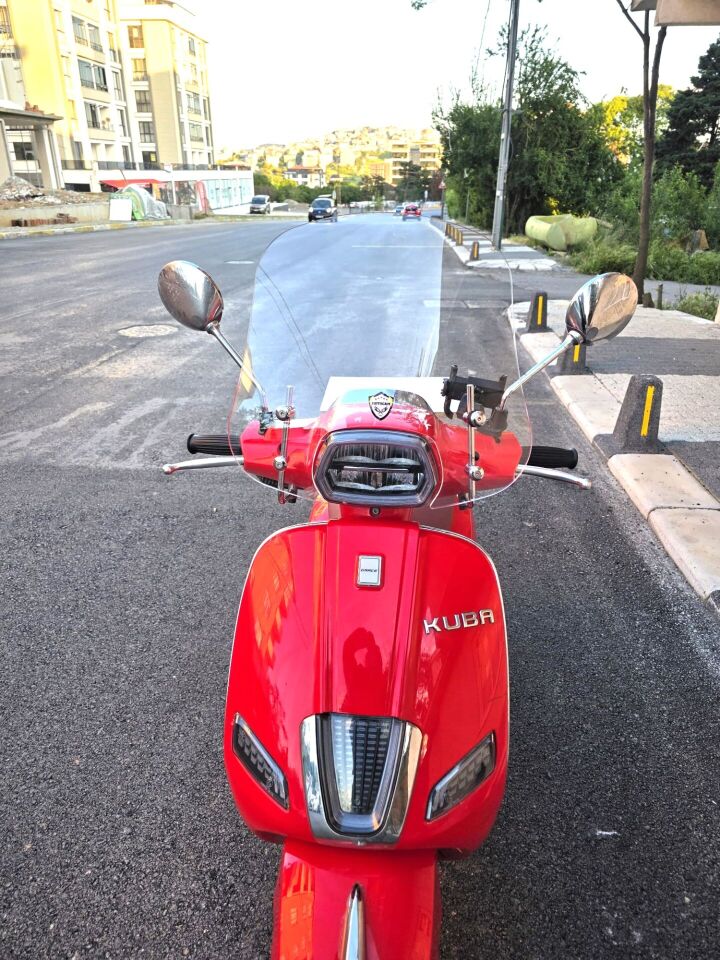 MOTOCAM Küba Grace 50 Ön Cam 2023-2026 Model 42cm Şeffaf Renkli  APARATSIZ