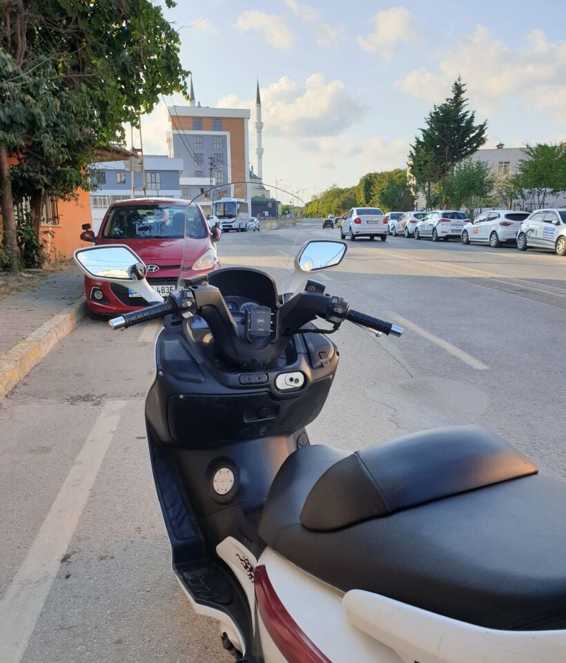 MOTOCAM SYM Gts Evo 250 Ön Cam 2006-2015 Model 53cm Şeffaf Renkli 4mm