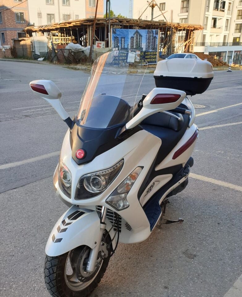 MOTOCAM SYM Gts Evo 250 Ön Cam 2006-2015 Model 63cm Şeffaf Renkli 4mm 10cm daha Uzun