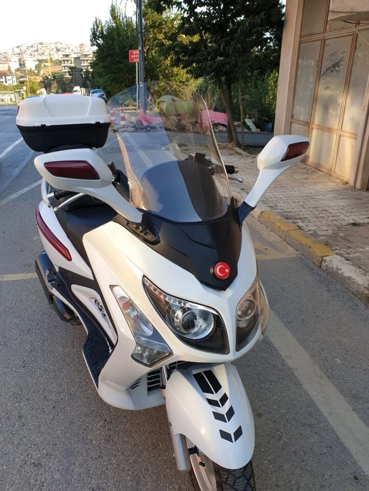 MOTOCAM SYM Gts Evo 250 Ön Cam 2006-2015 Model 63cm Şeffaf Renkli 4mm 10cm daha Uzun