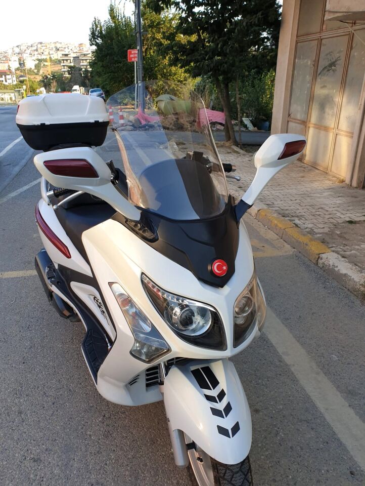 MOTOCAM SYM Gts Evo 250 Ön Cam 2006-2015 Model 63cm Şeffaf Renkli 4mm 10cm daha Uzun