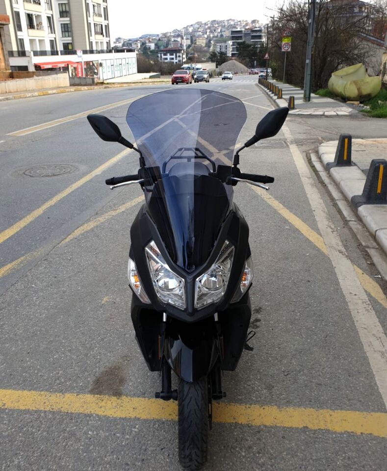 MOTOCAM SYM JET 14 200 Ön Cam 2017-2026 Model 65cm Füme Renkli 4mm UZUN