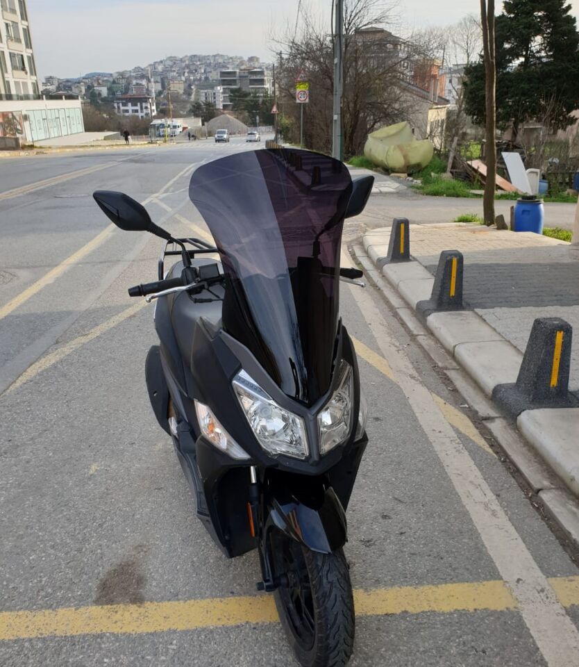 MOTOCAM SYM JET 14 200 Ön Cam 2017-2026 Model 65cm Siyah Renkli 4mm UZUN