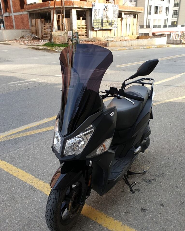 MOTOCAM SYM JET 14 200 Ön Cam 2017-2026 Model 65cm Siyah Renkli 4mm UZUN