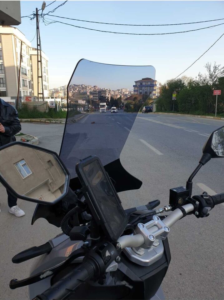 MOTOCAM RKS Veloce 150 Ön Cam 2023-2026 Model 78cm Füme Renkli 4mm UZUN