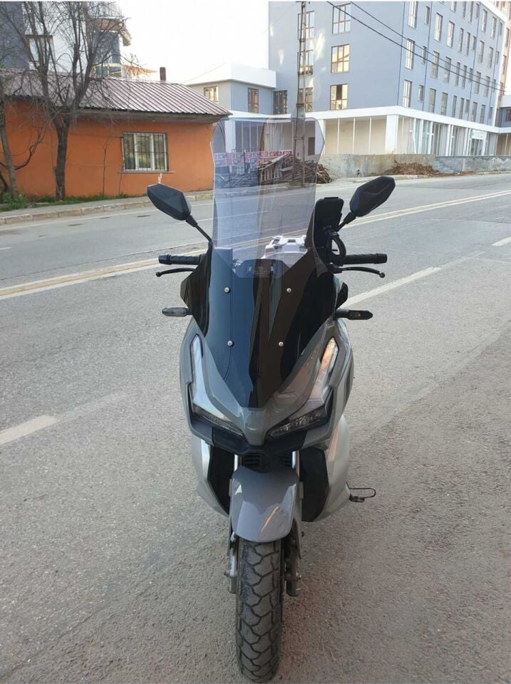 MOTOCAM RKS Veloce 150 Ön Cam 2023-2026 Model 78cm Füme Renkli 4mm UZUN