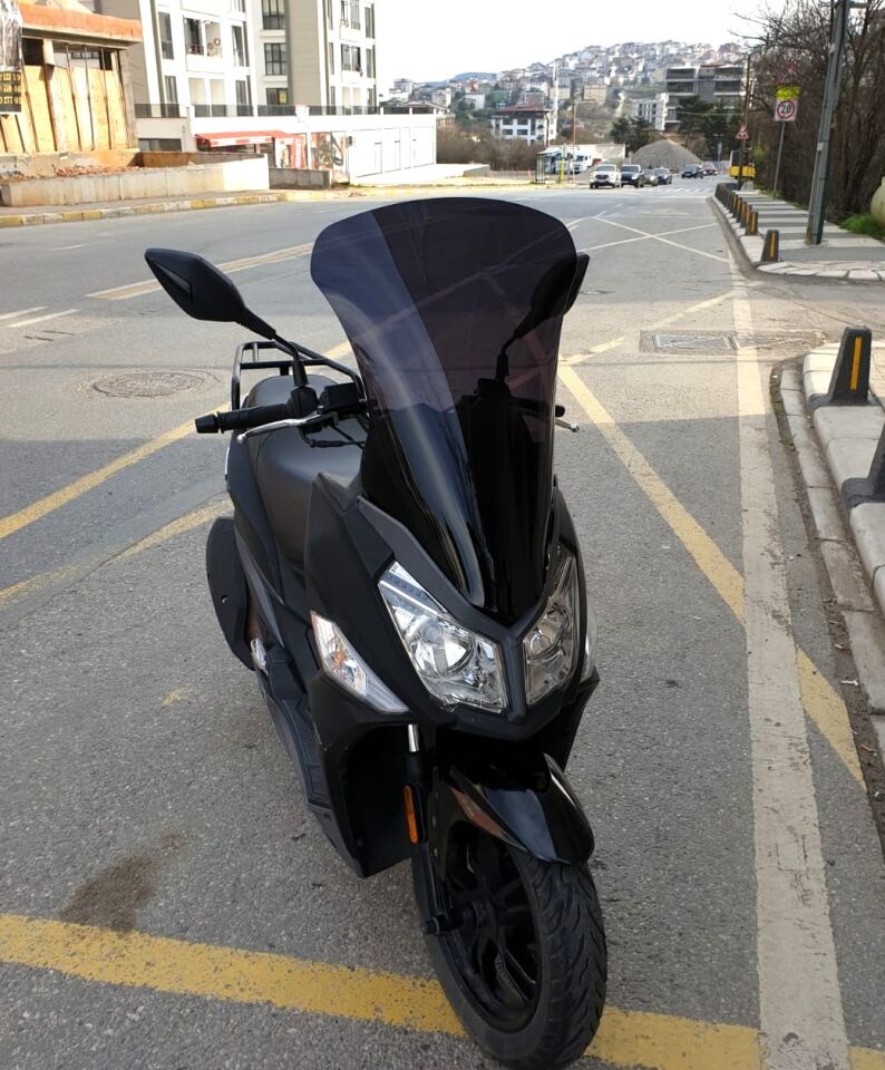 MOTOCAM SYM JET 14 200 Ön Cam 2017-2026 Model 74cm Siyah Renkli 4mm UZUN