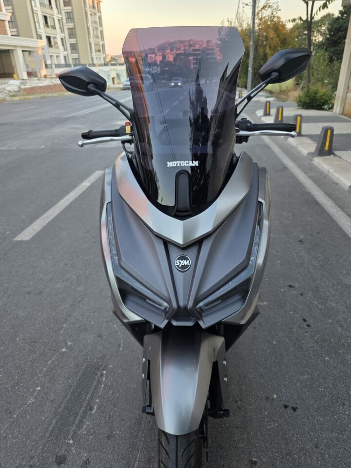 MOTOCAM Sym JET 14 EVO 200 PLUS Ön Cam 2023-2026 Model 45cm Siyah Renkli 4mm