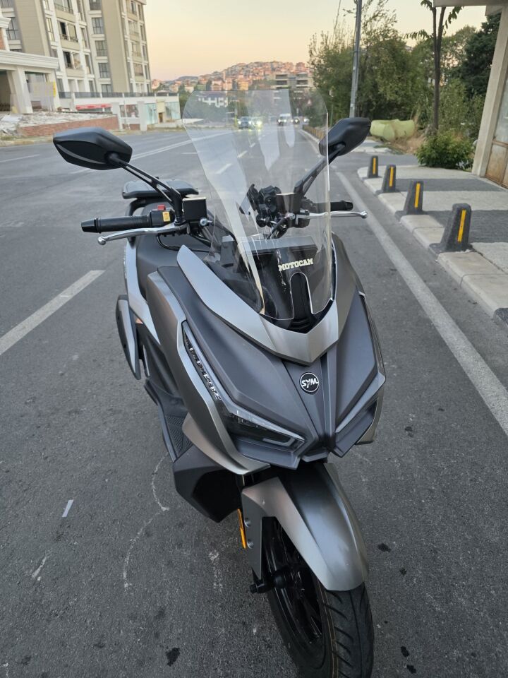 MOTOCAM Sym JET 14 EVO 200 PLUS Ön Cam 2023-2026 Model 45cm Şeffaf Renkli 4mm