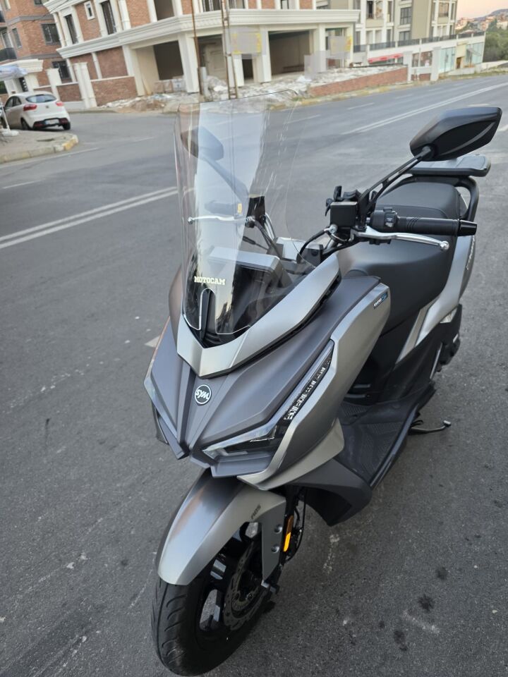 MOTOCAM Sym JET 14 EVO 200 PLUS Ön Cam 2023-2026 Model 45cm Şeffaf Renkli 4mm