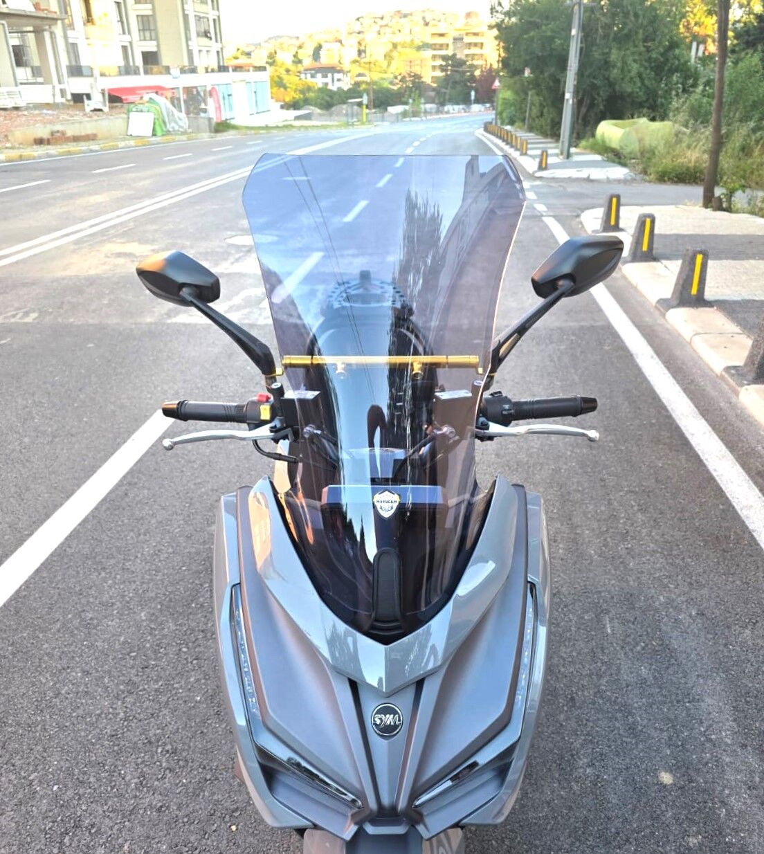 MOTOCAM Sym JET 14 EVO 200 PLUS Ön Cam 2023-2026 Model 58cm Füme Renkli 4mm