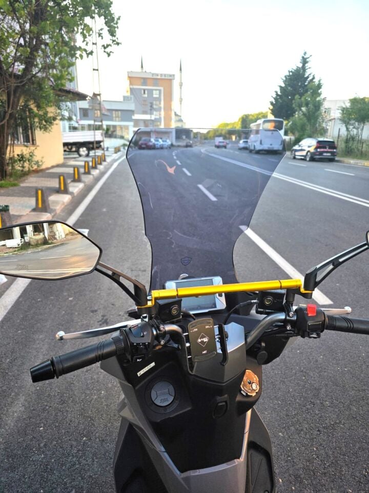 MOTOCAM Sym JET 14 EVO 200 PLUS Ön Cam 2023-2026 Model 58cm Füme Renkli 4mm