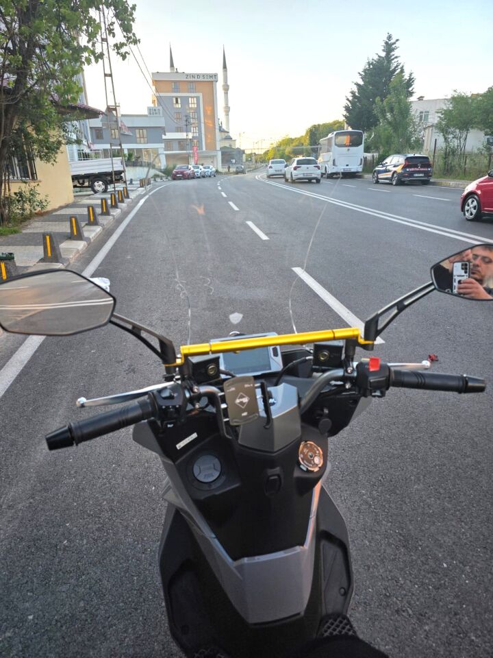 MOTOCAM Sym JET 14 EVO 200 PLUS Ön Cam 2023-2026 Model 58cm Şeffaf Renkli 4mm